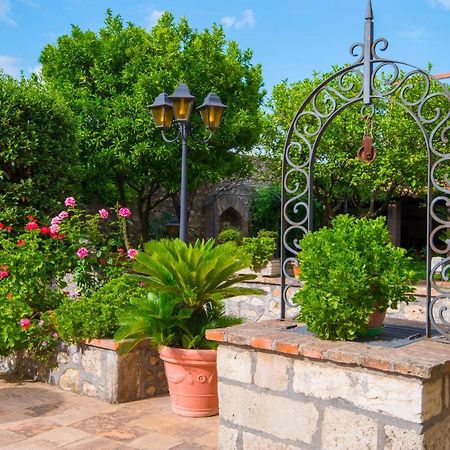 Torre Caetana Bed & Breakfast Minturno Dış mekan fotoğraf