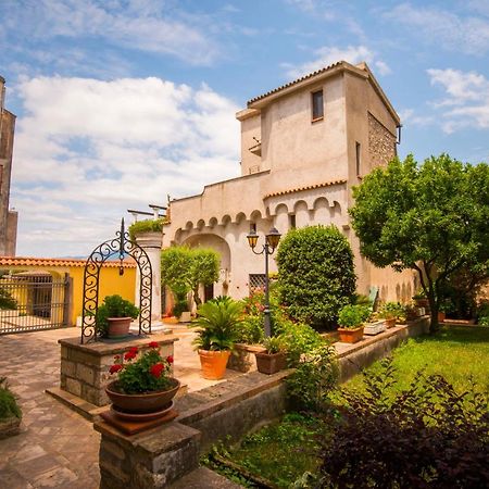 Torre Caetana Bed & Breakfast Minturno Dış mekan fotoğraf