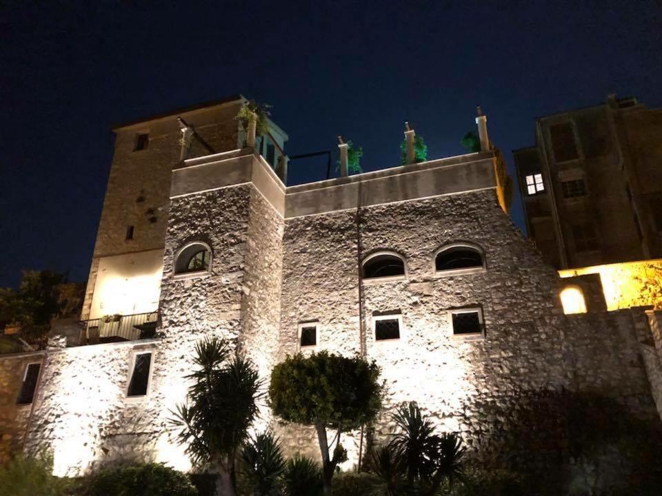 Torre Caetana Bed & Breakfast Minturno Dış mekan fotoğraf
