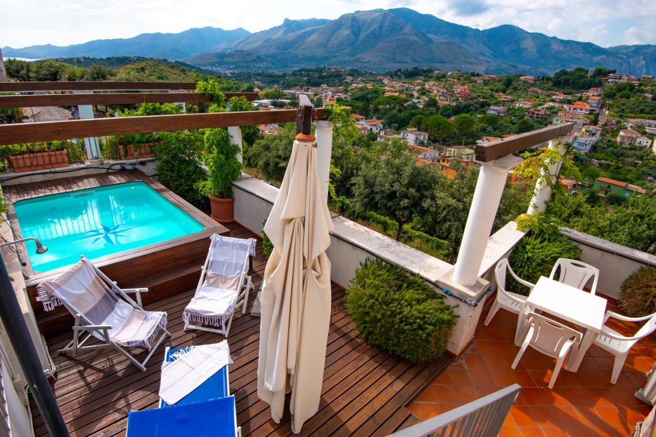 Torre Caetana Bed & Breakfast Minturno Dış mekan fotoğraf