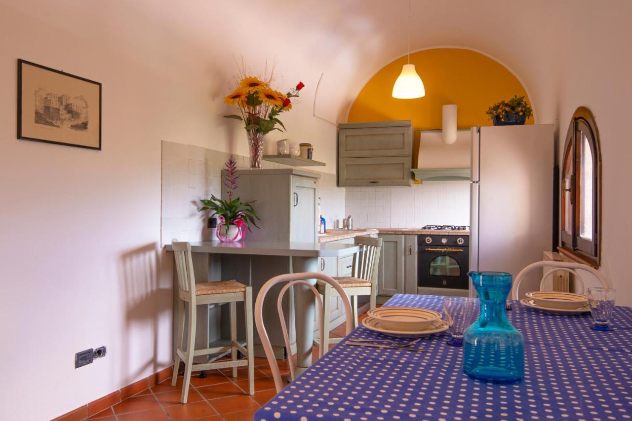 Torre Caetana Bed & Breakfast Minturno Dış mekan fotoğraf